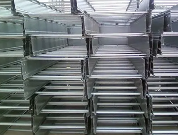 安裝電纜橋架有哪些注意事項(xiàng)？南寧電纜橋架生產(chǎn)廠家揭秘